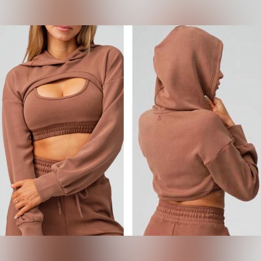 Buff Bunny Luxe Bolero Hoodie /Small 
Coco
